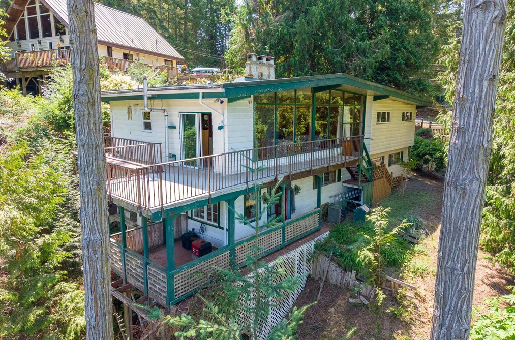House for sale at 2610 Gunwhale Road Pender Island British Columbia - MLS: R3149034