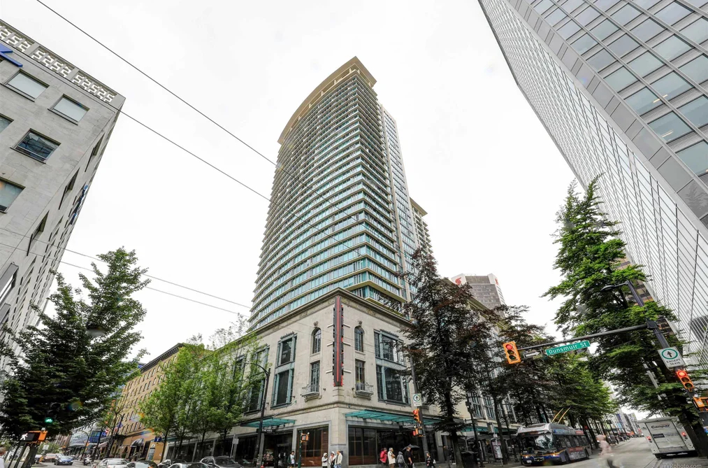 Condo for sale at 2611 610 Granville Street Vancouver British Columbia - MLS: R3114146