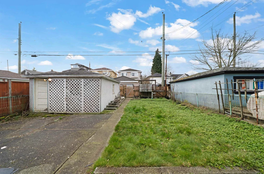 2616 VENABLES STREET, Vancouver BC V5K 2R3, Vancouver BC — Residential for Sale - Photo 3
