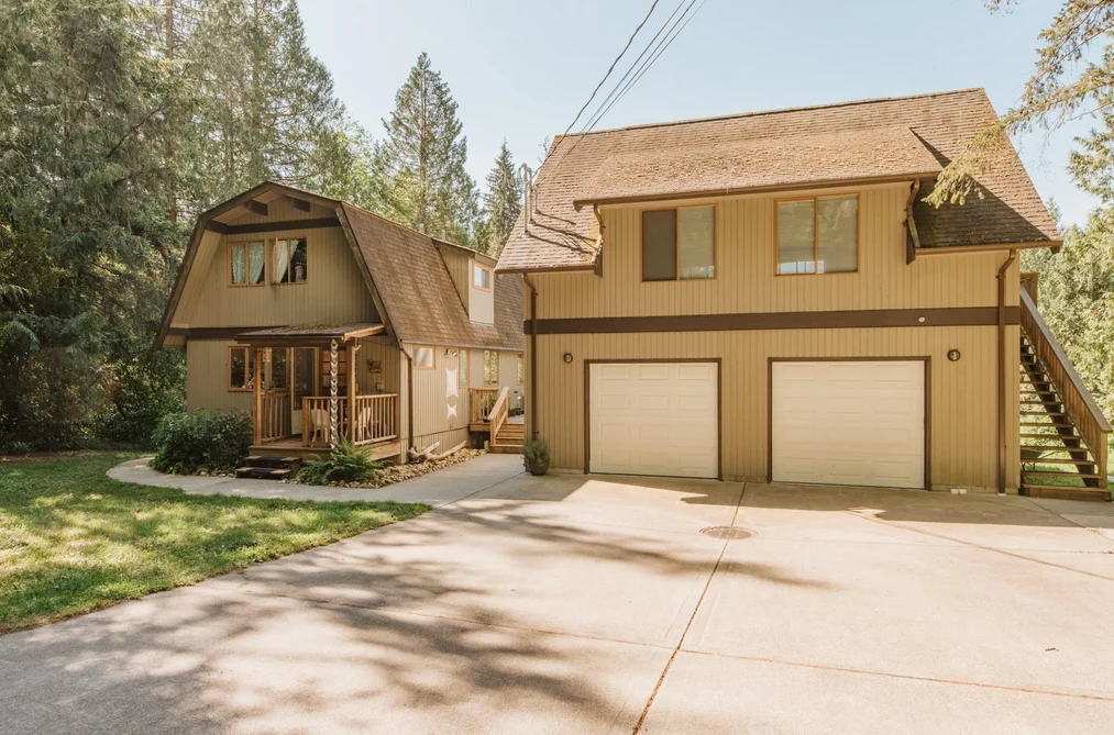2617 SUNSHINE COAST HIGHWAY, Roberts Creek BC V0N 2W4, Roberts Creek BC — Residential for Sale - Photo 2