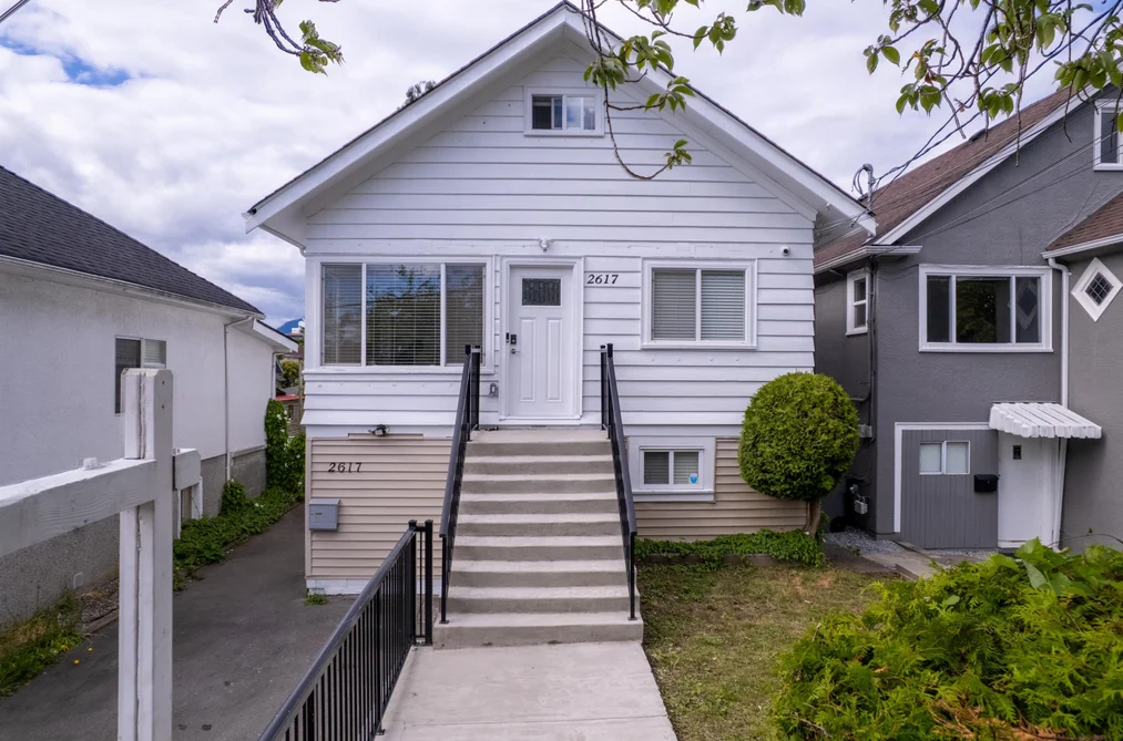 House for sale at 2617 Turner Street Vancouver British Columbia - MLS: R3135218