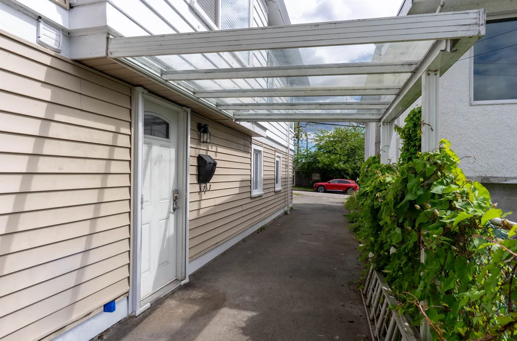 2617 TURNER STREET, Vancouver BC V5K 2G1, Vancouver BC — Residential for Sale — Photo 37 of 40
