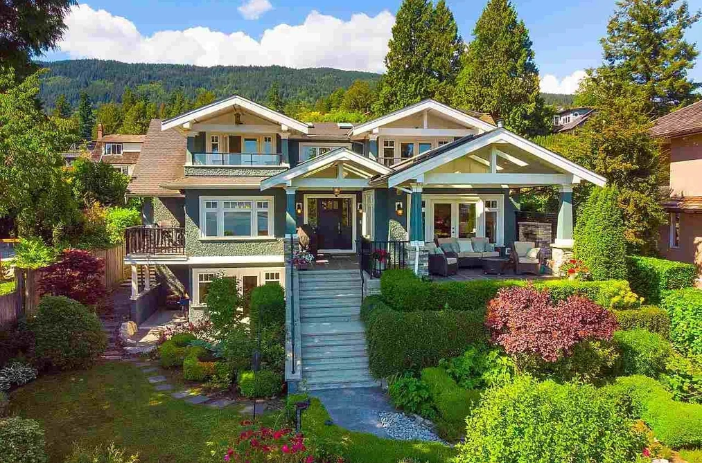 2623 LAWSON AVENUE, West Vancouver BC V7V 2G3, West Vancouver BC — Residential for Sale - Photo 3