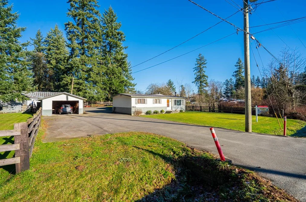26267 64 AVENUE, Langley BC V4W 1M3, Langley BC — Residential for Sale - Photo 2