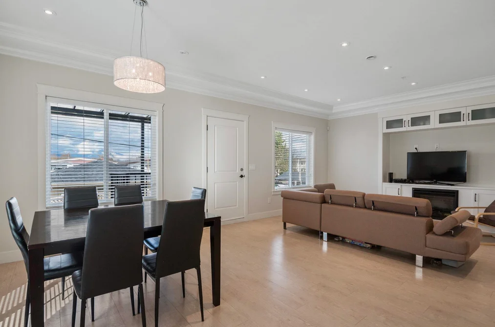 2627 E 41ST AVENUE, Vancouver, BC — Residential for Sale — Photo 4 of 25