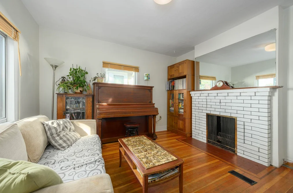2633 VENABLES STREET, Vancouver BC V5K 2R4, Vancouver BC — Residential for Sale - Photo 3