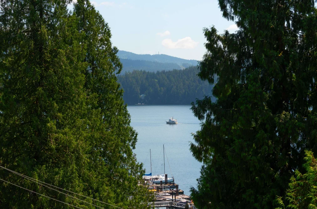 2643 PANORAMA DRIVE, North Vancouver BC V7G 1V7, North Vancouver BC — Residential for Sale - Photo 3