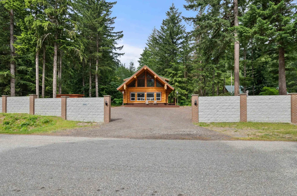 26441 REYNOLDS ROAD, Hope BC V0X 1L3, Hope BC — Residential for Sale - Main Photo