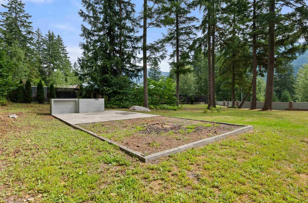 26441 REYNOLDS ROAD, Hope BC V0X 1L3, Hope BC — Residential for Sale — Photo 6 of 40