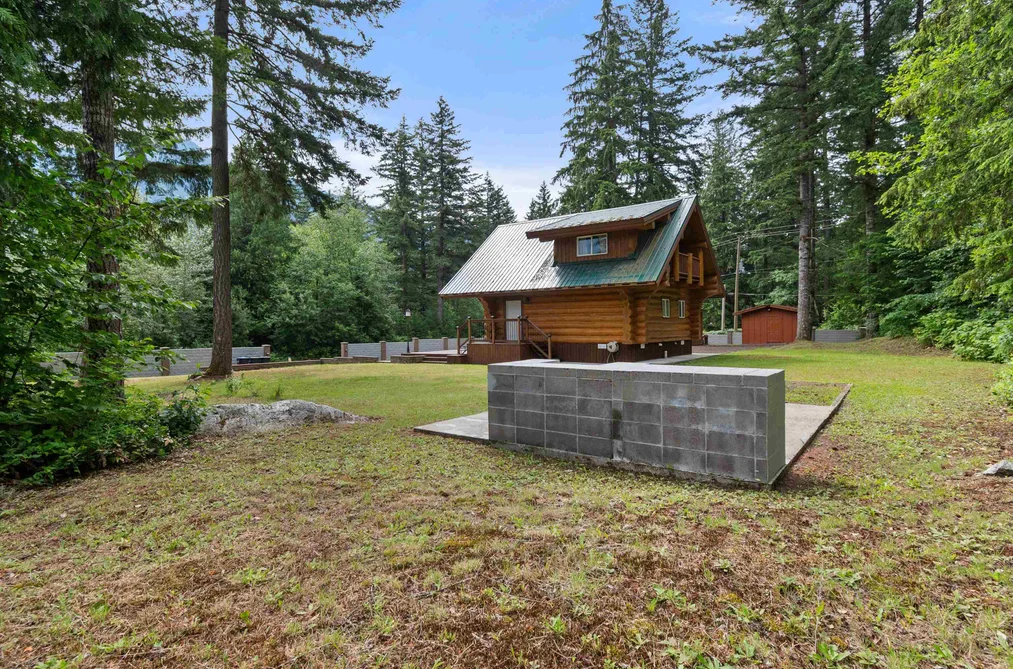 26441 REYNOLDS ROAD, Hope BC V0X 1L3, Hope BC — Residential for Sale — Photo 7 of 40