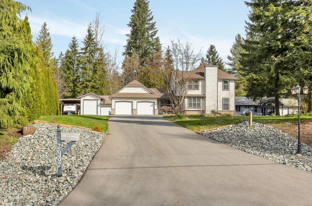 House for sale at 26497 126 Avenue Maple Ridge British Columbia - MLS: R3107037
