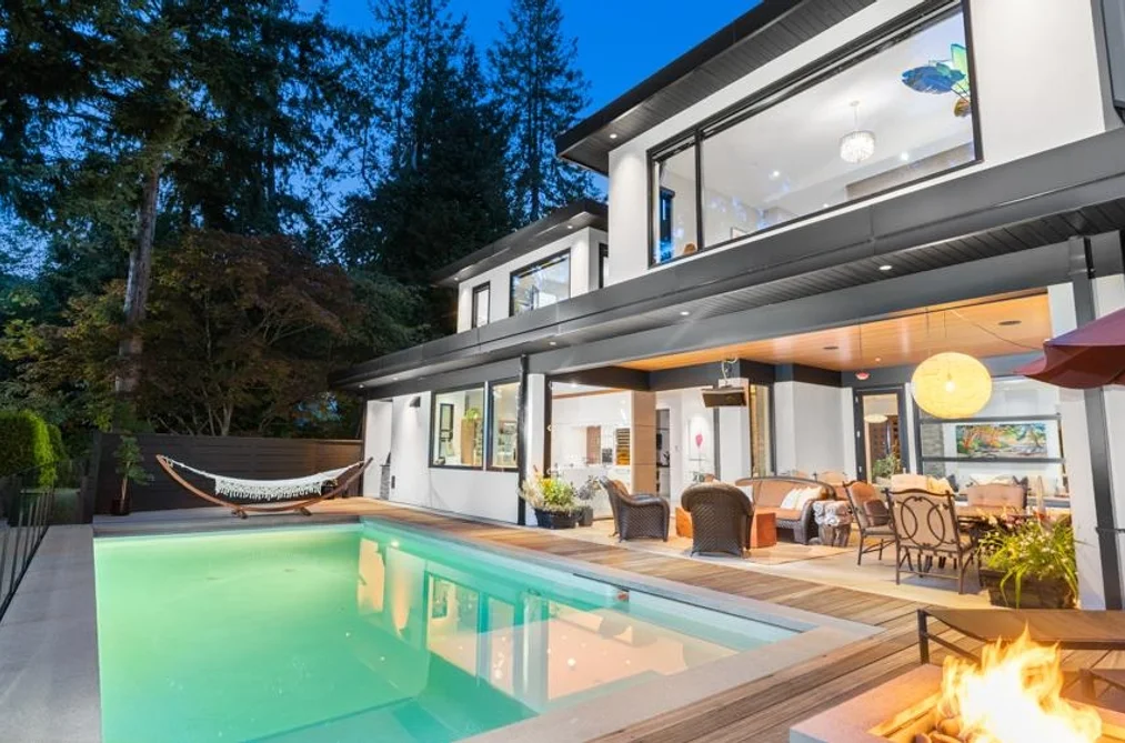 2650 ROSEBERY AVENUE, West Vancouver BC V7V 3A2, West Vancouver BC — Residential for Sale - Photo 2