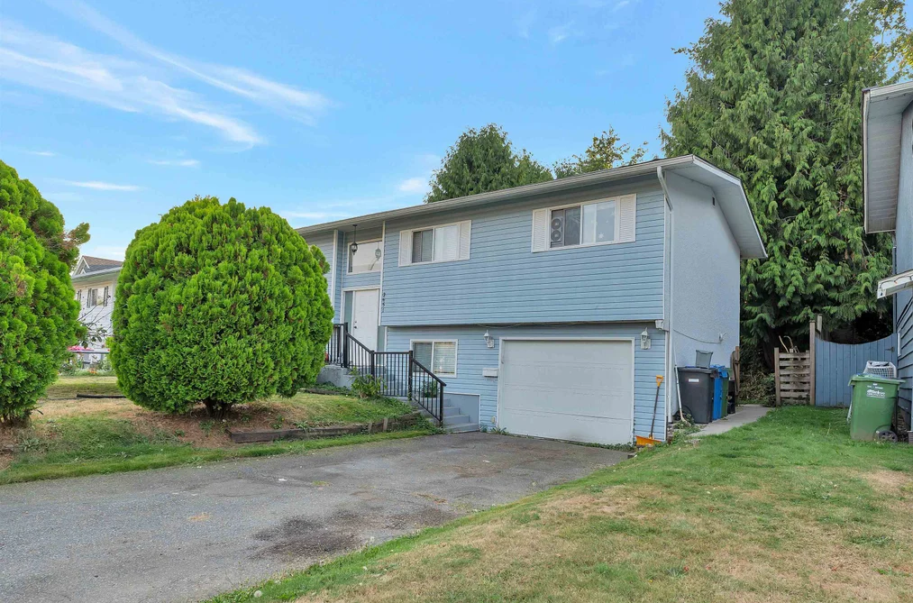 2651 MACBETH CRESCENT, Abbotsford BC V3G 1C2, Abbotsford BC — Residential for Sale - Photo 2