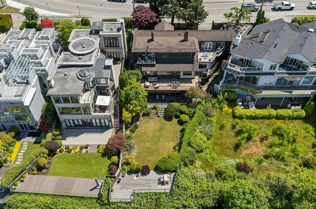 House for sale at 2651 Point Grey Road Vancouver British Columbia - MLS: R3133831