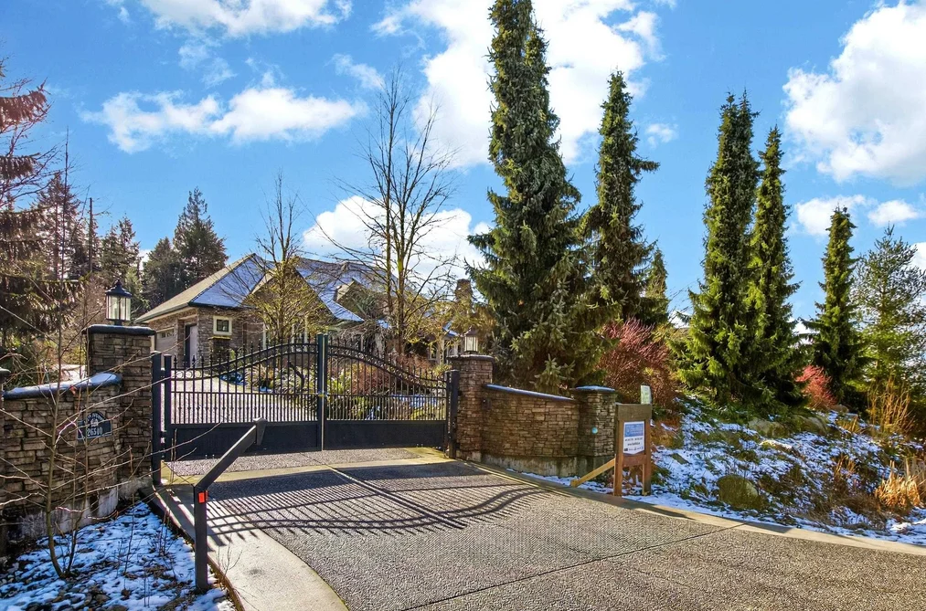 House for sale at 26540 124 Avenue Maple Ridge British Columbia - MLS: R3091833