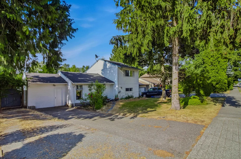 House for sale at 26549 32 Avenue Langley British Columbia - MLS: R3148008