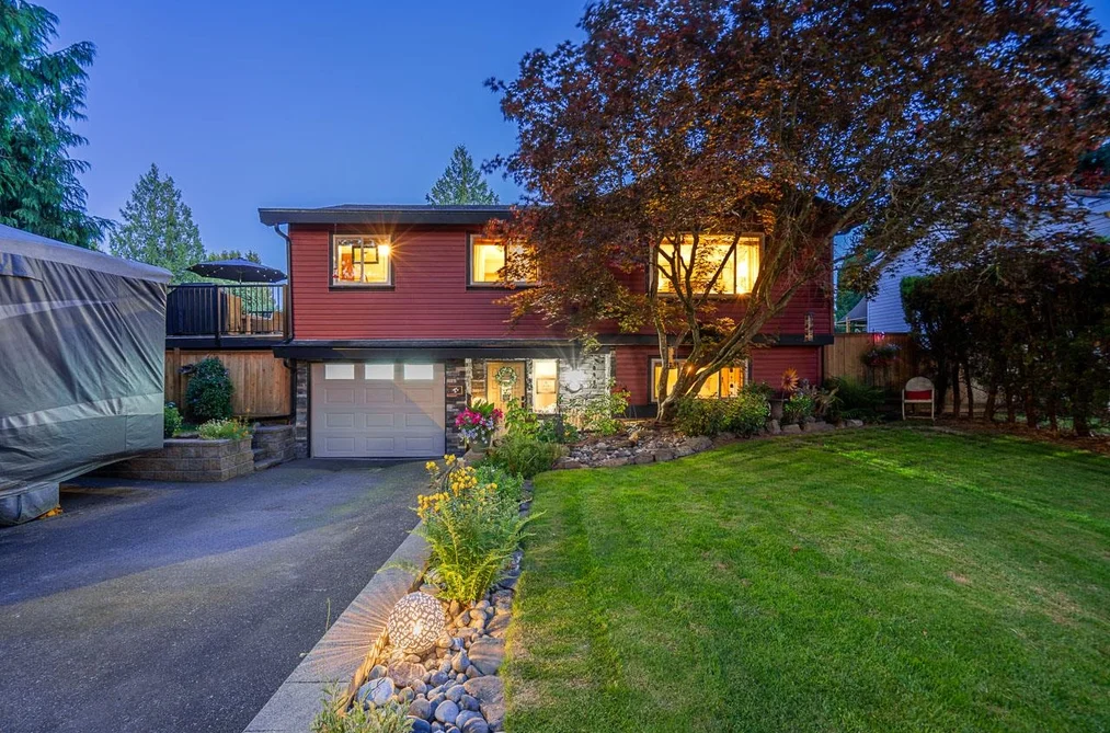 House for sale at 26586 33 Avenue Langley British Columbia - MLS: R3137568