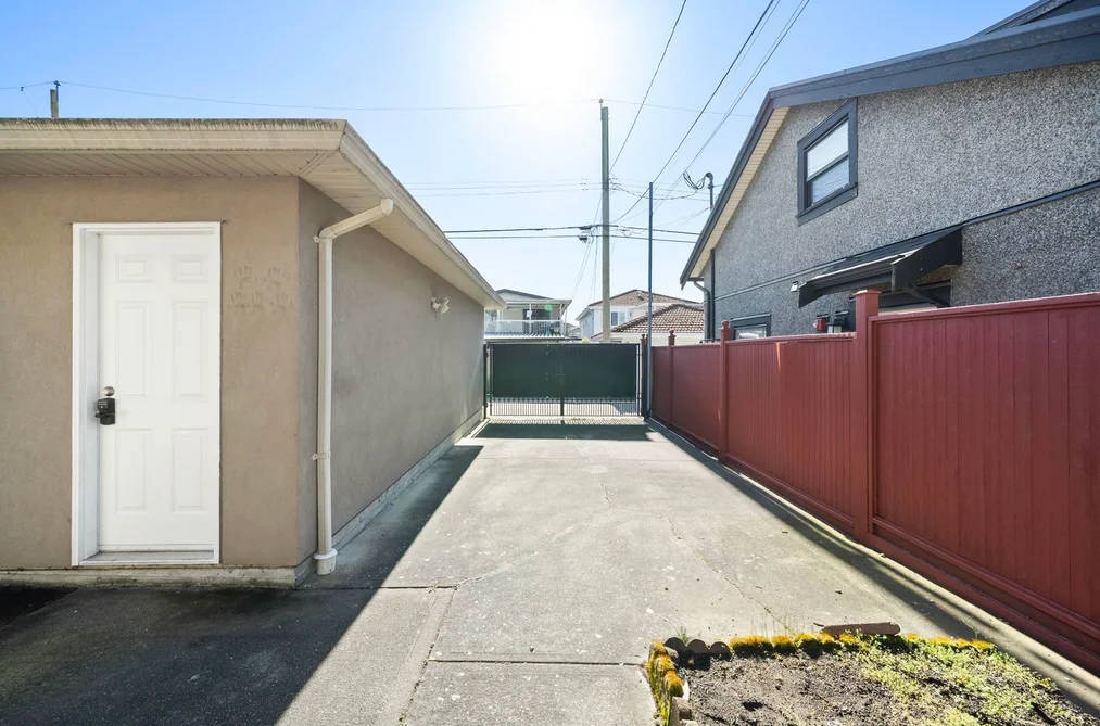 266 E 55TH AVENUE, Vancouver BC V5X 1M9, Vancouver BC — Residential for Sale - Photo 4