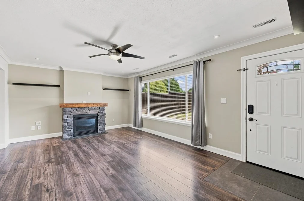 26647 30A Avenue, Langley, BC - MLS: R3178913 - Photo 4 26647 30A Avenue, Langley, BC - MLS: R3178913 - Photo 4