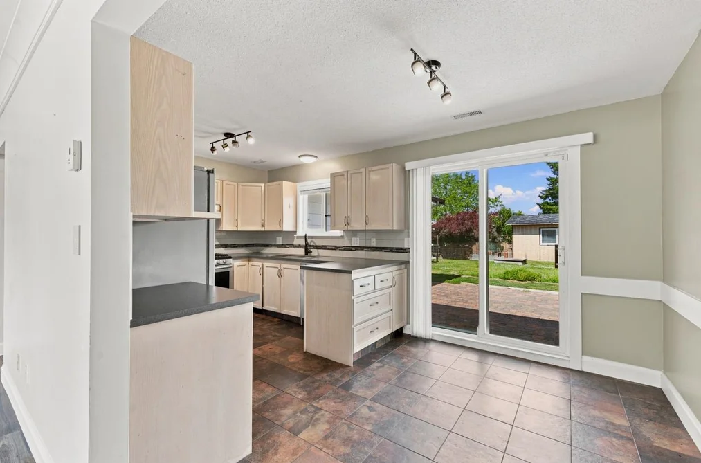 26647 30A Avenue, Langley, BC - MLS: R3178913 - Photo 8 26647 30A Avenue, Langley, BC - MLS: R3178913 - Photo 8