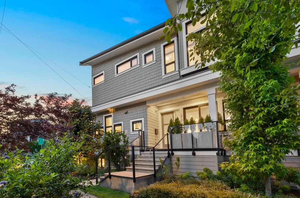 Half Duplex for sale at 2670 Lakewood Drive Vancouver British Columbia - MLS: R3133858