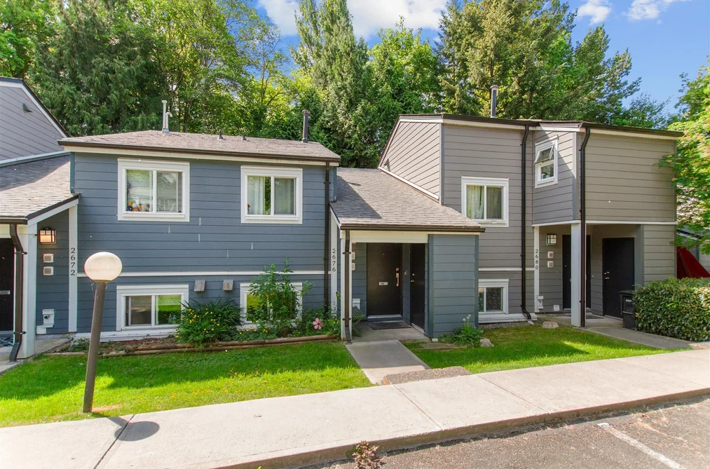 Townhouse for sale at 2676 Tretheway Drive Burnaby British Columbia - MLS: R3124263