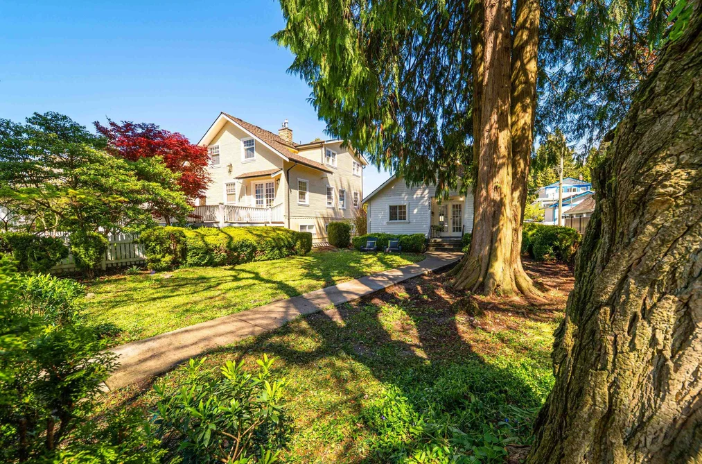 2680 MCBRIDE AVENUE, Surrey BC V4A 3G1, Surrey BC — Residential for Sale - Photo 3