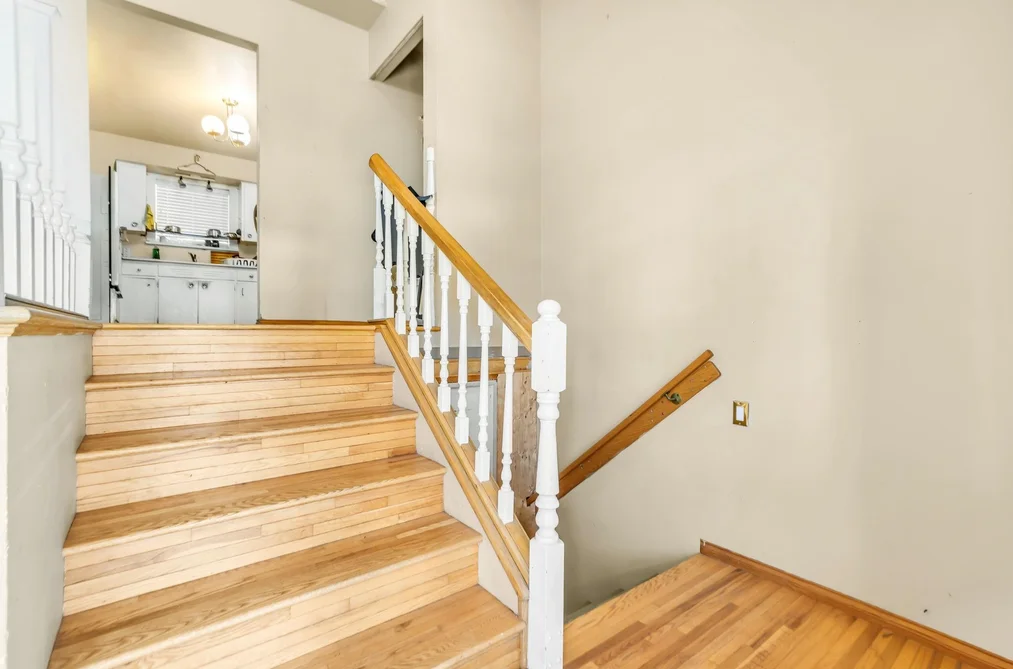 2680 VICTORIA STREET, Abbotsford BC V2T 2T5, Abbotsford BC — Residential for Sale - Photo 3