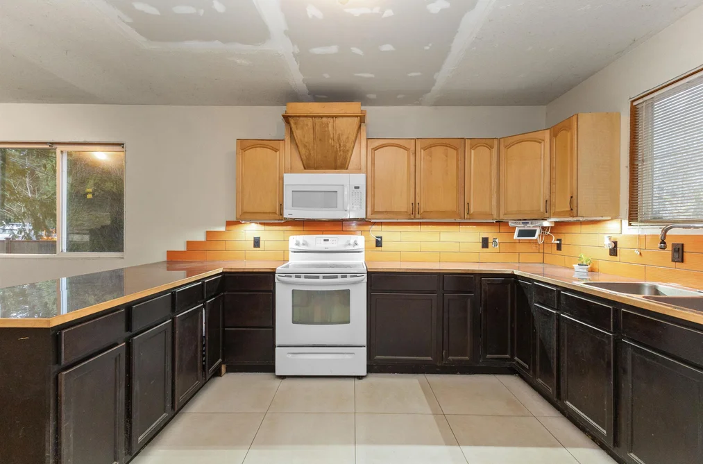 26814 DEWDNEY TRUNK ROAD, Maple Ridge BC V2W 1N9, Maple Ridge BC — Residential for Sale - Photo 3