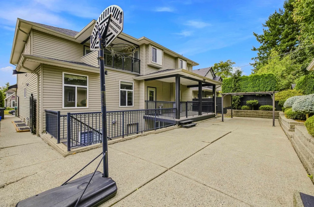 26843 25A Avenue, Langley, BC - House for Sale - Photo 9 of 40