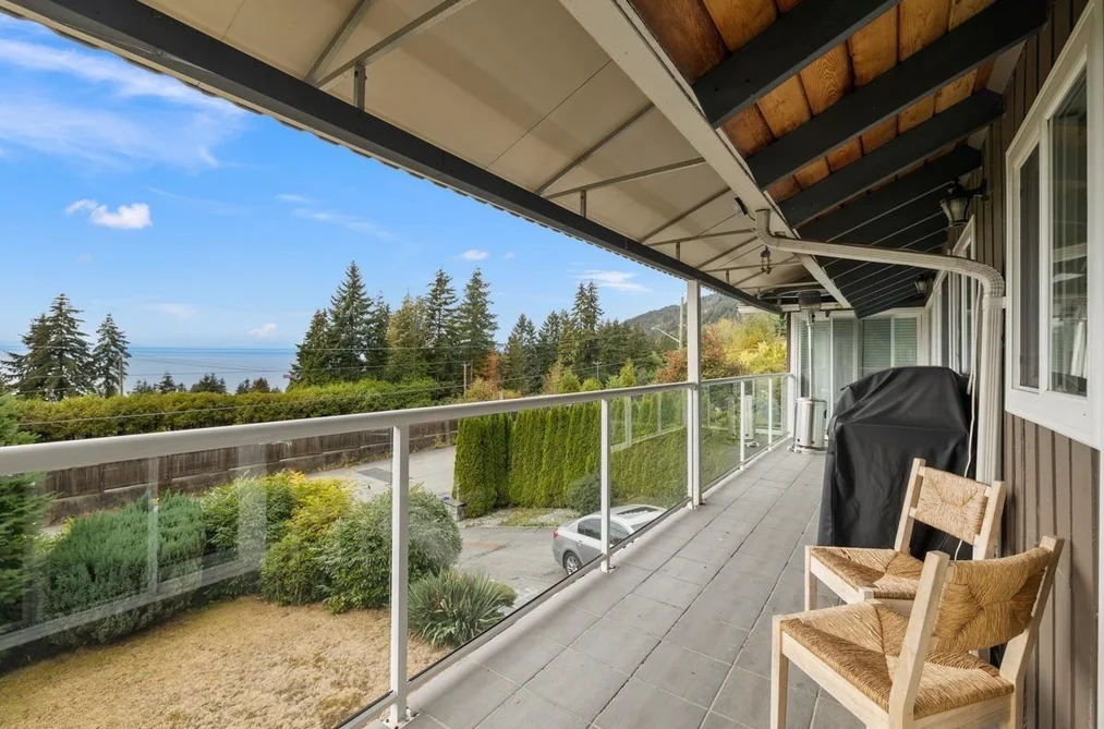 2685 SKILIFT PLACE, West Vancouver BC V7S 2T6, West Vancouver BC — Residential for Sale - Photo 2