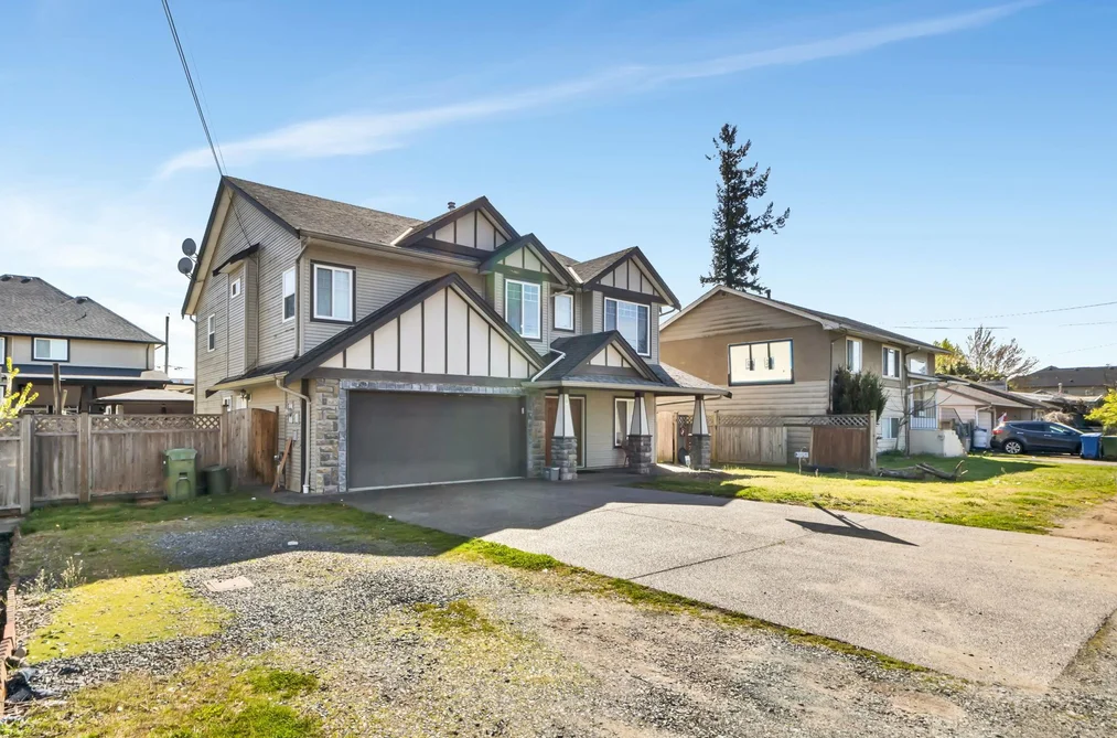 2690 VICTORIA STREET, Abbotsford BC V2T 2T5, Abbotsford BC — Residential for Sale - Photo 2