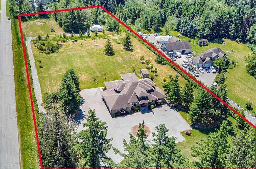 House for sale at 26972 60 Avenue Langley British Columbia - MLS: R3165572