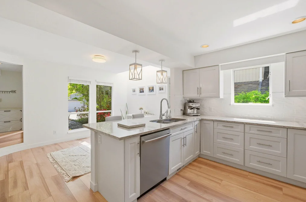 27 1001 NORTHLANDS DRIVE, North Vancouver BC V7H 2Y3, North Vancouver BC — Residential for Sale - Photo 4