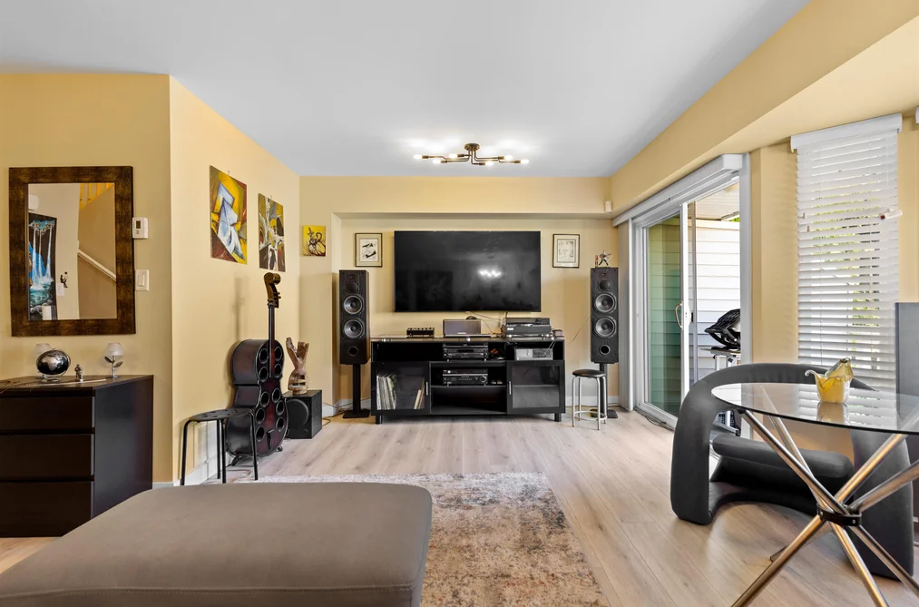 27 15550 89 AVENUE, Surrey BC V3R 1N1, Surrey BC — Residential for Sale — Photo 8 of 32