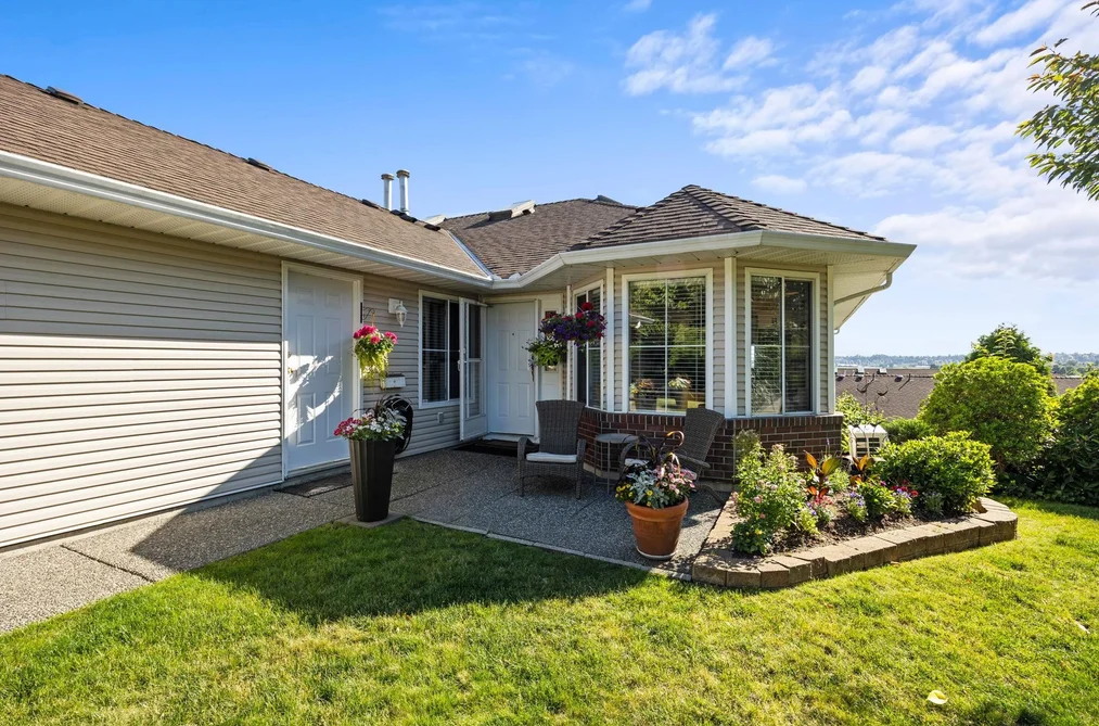 27 1973 WINFIELD DRIVE, Abbotsford BC V3G 1K6, Abbotsford BC — Residential for Sale — Photo 2 of 39