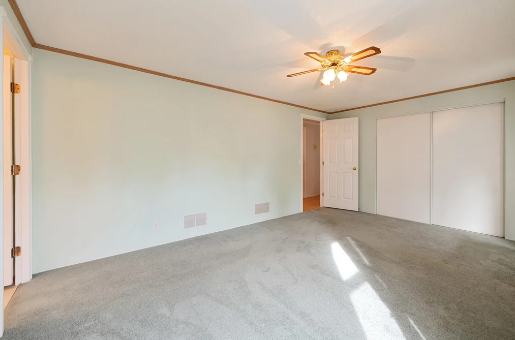 27 - 24330 Fraser Highway, Langley, BC - MLS: R3163896 - Photo 18 27 - 24330 Fraser Highway, Langley, BC - MLS: R3163896 - Photo 18