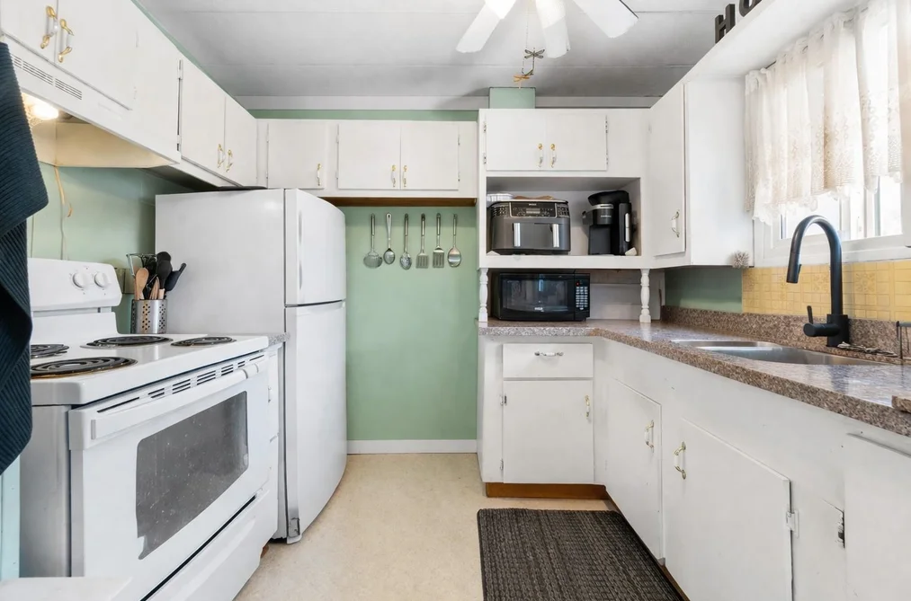 27 3942 COLUMBIA VALLEY ROAD, Cultus Lake BC V2R 5B1, Cultus Lake BC — Residential for Sale - Photo 3