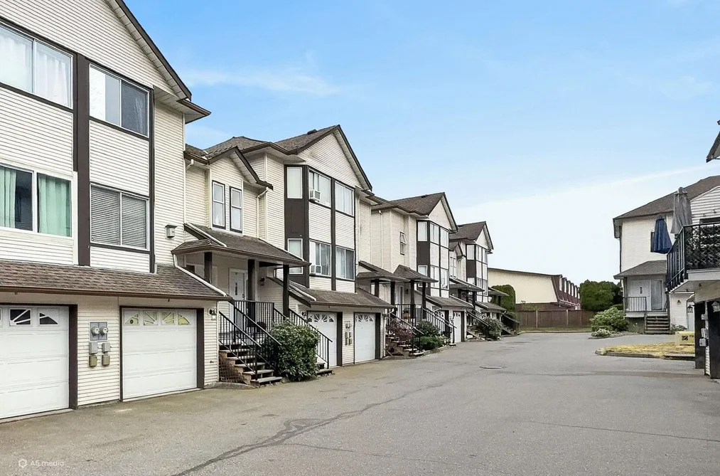 27 45740 THOMAS ROAD, Chilliwack BC V2R 3V9, Chilliwack BC — Residential for Sale - Photo 2