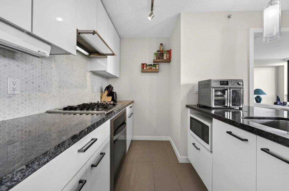 2701 2982 BURLINGTON DRIVE, Coquitlam BC V3B 0B3, Coquitlam BC — Residential for Sale - Photo 6