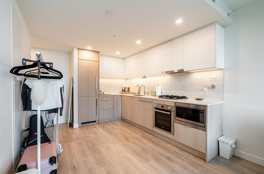 2701 308 ALDERSON AVENUE, Coquitlam, BC — Residential for Sale — Photo 10 of 40