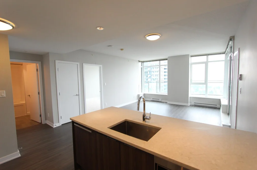 2701 4900 LENNOX LANE, Burnaby BC V5H 0G9, Burnaby BC — Residential for Sale - Photo 4