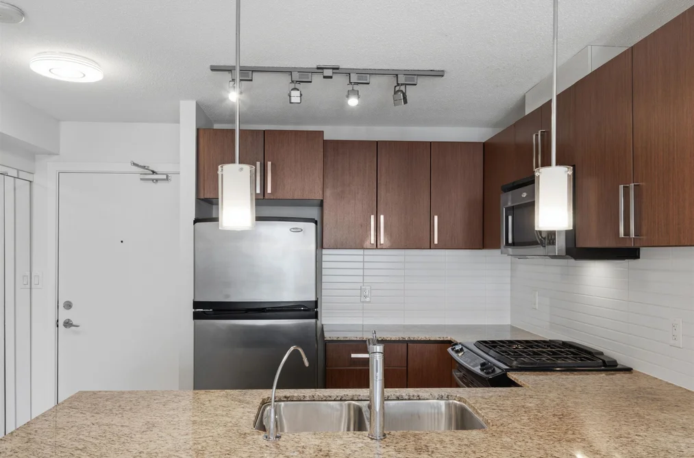 2701 9888 CAMERON STREET, Burnaby, BC — Residential for Sale — Photo 13 of 40