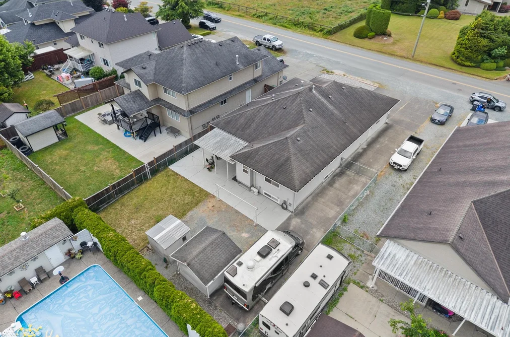 27015 24 AVENUE, Langley BC V4W 2Y9, Langley BC — Residential for Sale - Photo 2