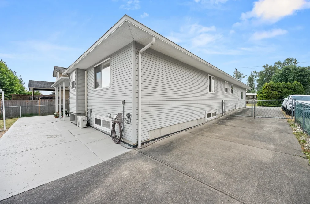 27015 24 AVENUE, Langley BC V4W 2Y9, Langley BC — Residential for Sale — Photo 38 of 40
