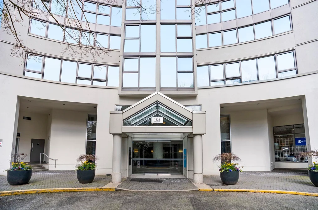 2705 1323 HOMER STREET, Vancouver BC V6B 5T1, Vancouver BC — Residential for Sale - Photo 2
