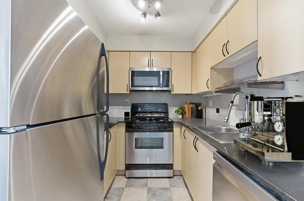 2705 63 KEEFER PLACE, Vancouver BC V6B 6N6, Vancouver BC — Residential for Sale - Photo 2