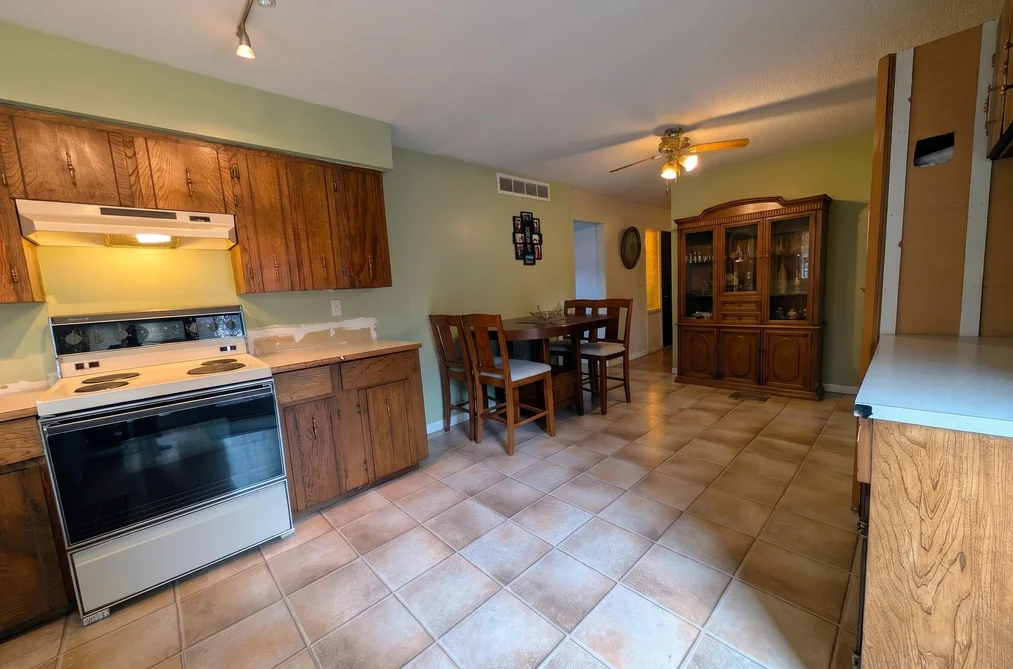 27054 28A Avenue, Langley, BC - MLS: R3179575 - Photo 4 27054 28A Avenue, Langley, BC - MLS: R3179575 - Photo 4