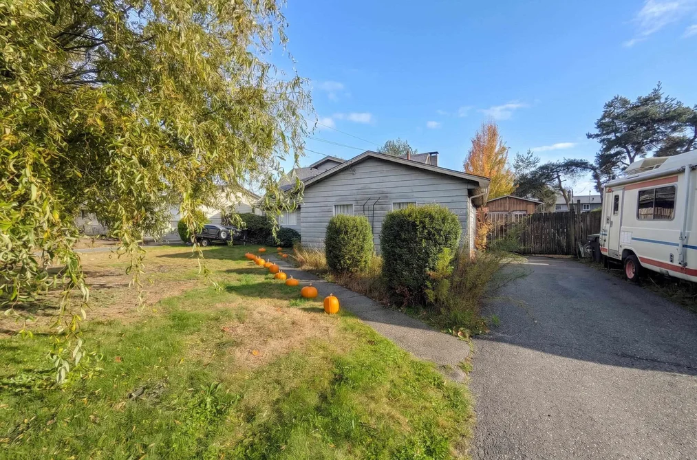27054 28A Avenue, Langley, BC - MLS: R3179575 - Photo 6 27054 28A Avenue, Langley, BC - MLS: R3179575 - Photo 6
