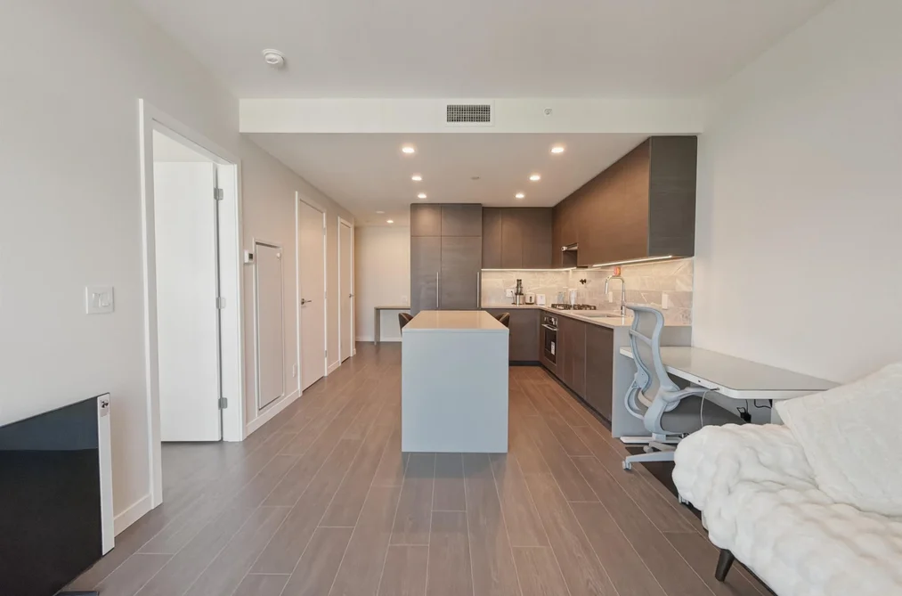 2707 2108 GILMORE AVENUE, Burnaby BC V5C 0N8, Burnaby BC — Residential for Sale - Photo 2